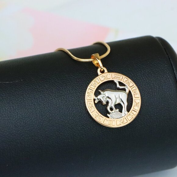 "Rose Gold Taurus Zodiac Pendant with Bull Motif and Symbol Ring, XPPT1446 - Picture 5 of 12